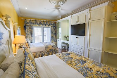 Harborside Hotel Room with a Living Room and Couch