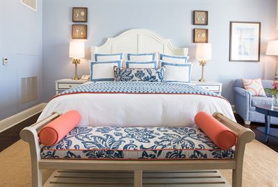 Spacious Suite with a King-Size Bed