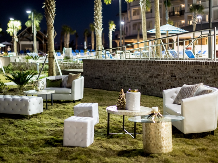 Beach Club Lawn Venue for your Outdoor Charleston Wedding